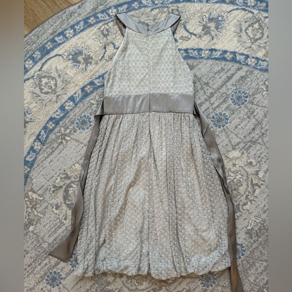 London Times Elegant Silver High-Neck Dress - Picture 4 of 8